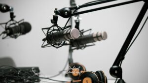 Jak zaplanować podcast firmowy? Mini przewodnik